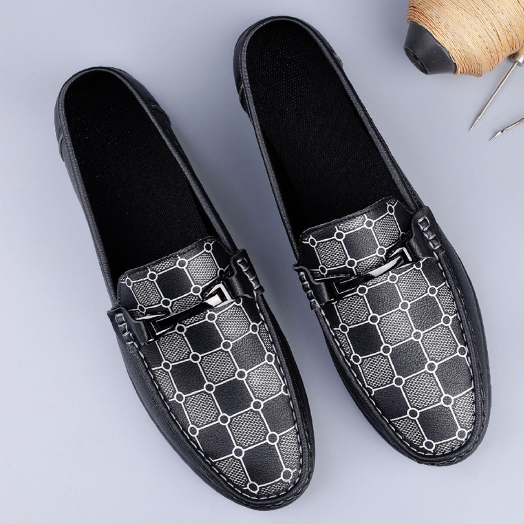 Corbin Graphic Print Loafers